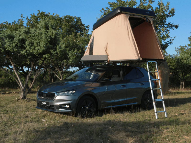 Louer sa tente de toit en Bretagne